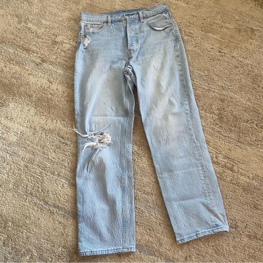 GAP Cheeky Straight High Rise Jeans Light Wash Distressed Straight Leg: 29/8R